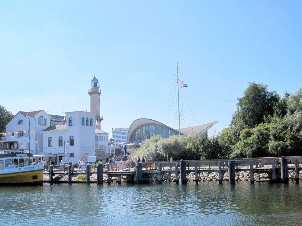 Elbotel Rostock By Centro Eksteriør billede